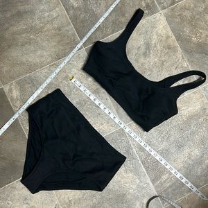 NWOT  Old Navy, two piece large, swimming suit